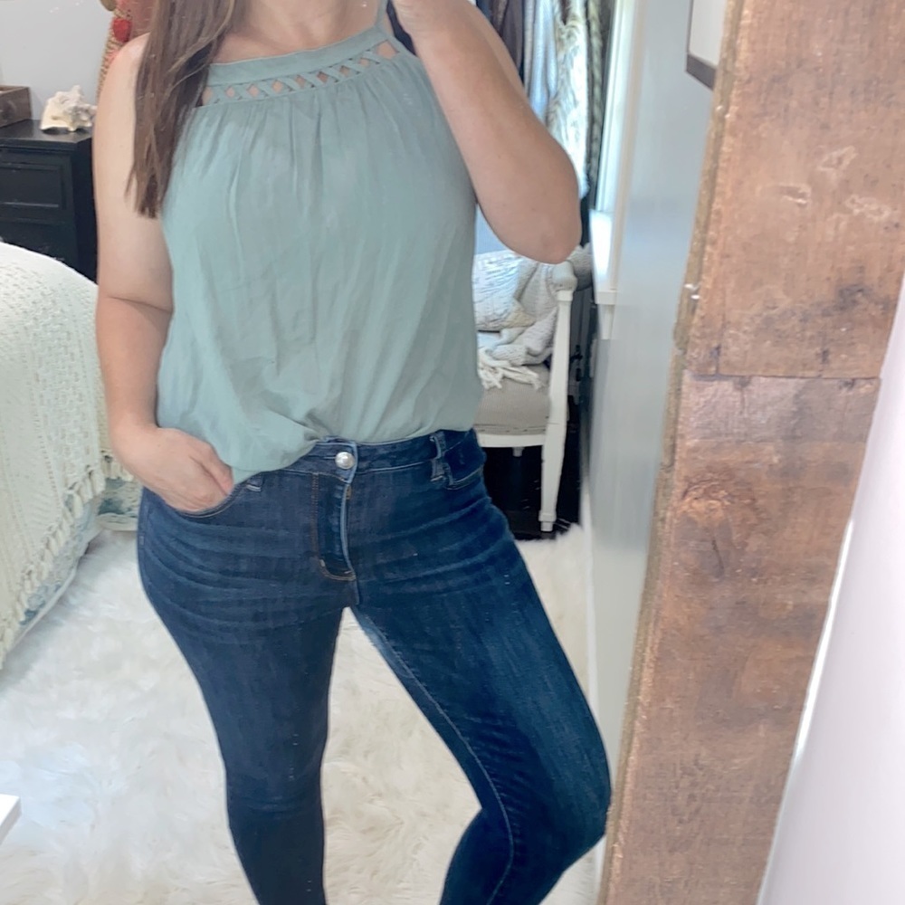 Fun2fun Sage color top size small - Picture 2 of 5
